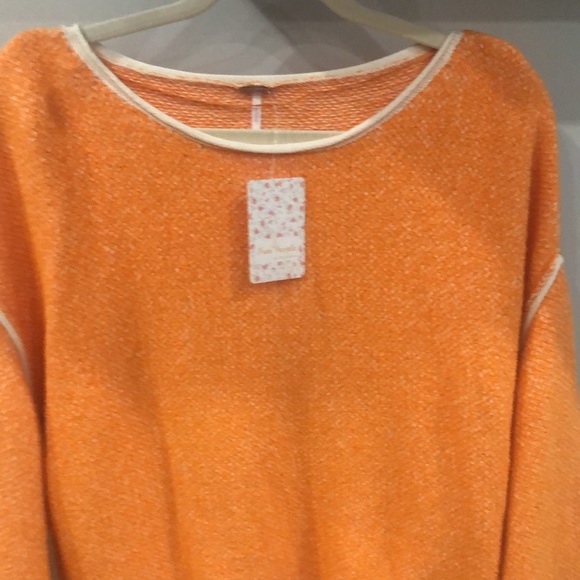 Free People light weight sweater - Picture 3 of 6